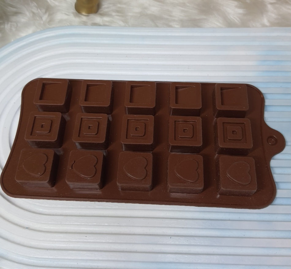 قالب شکلات مربعی